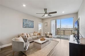 For Rent: $2,800 (2 beds, 2 baths, 1549 Square Feet)