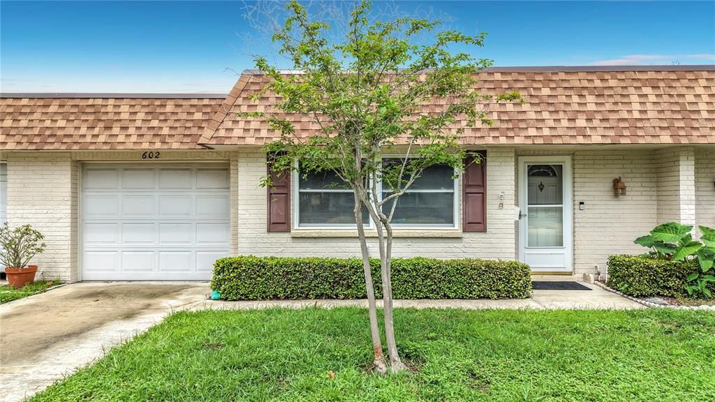 For Sale: $169,900 (2 beds, 1 baths, 1028 Square Feet)
