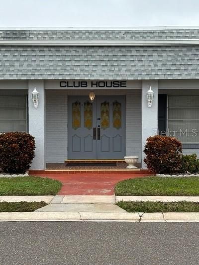 For Sale: $169,900 (2 beds, 1 baths, 1028 Square Feet)