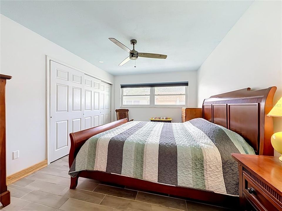 For Sale: $169,900 (2 beds, 1 baths, 1028 Square Feet)