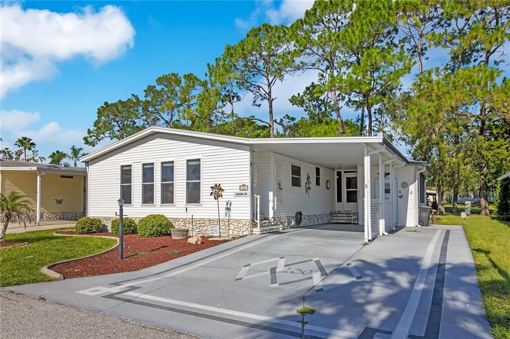 For Sale: $174,900 (2 beds, 2 baths, 1188 Square Feet)
