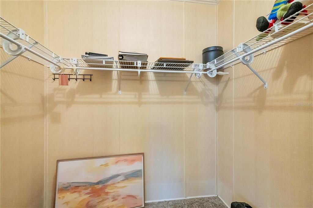 For Sale: $174,900 (2 beds, 2 baths, 1188 Square Feet)