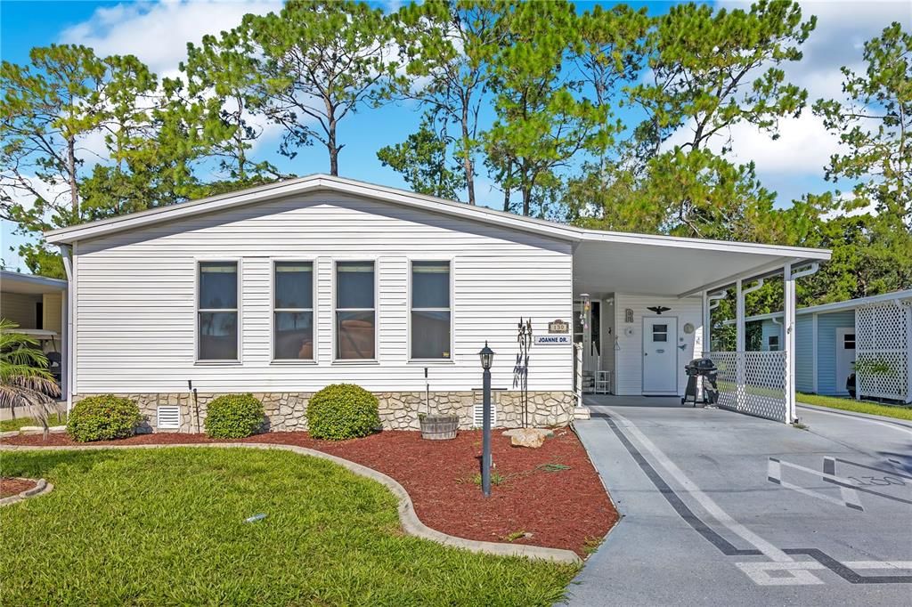 For Sale: $174,900 (2 beds, 2 baths, 1188 Square Feet)