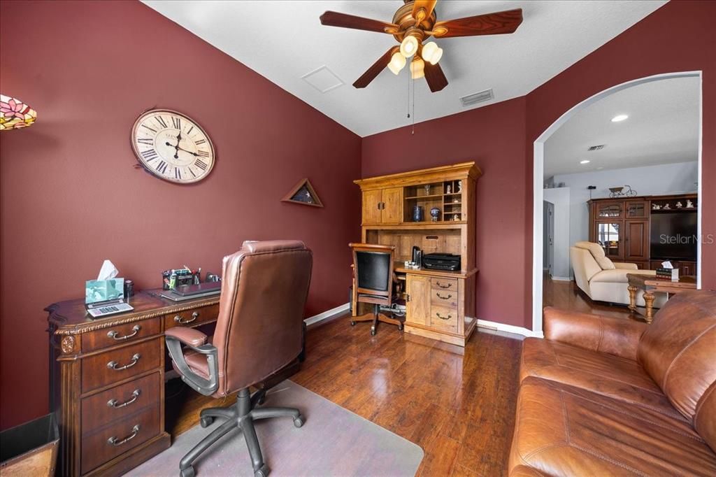 For Sale: $295,000 (3 beds, 2 baths, 2285 Square Feet)