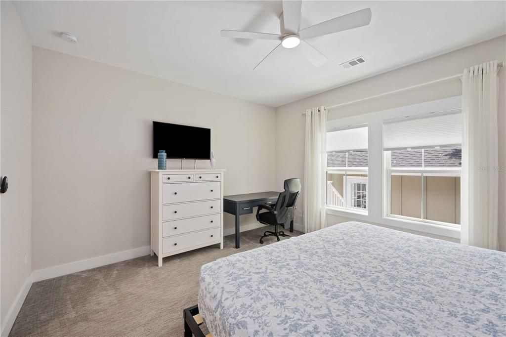 For Rent: $3,500 (3 beds, 2 baths, 1650 Square Feet)