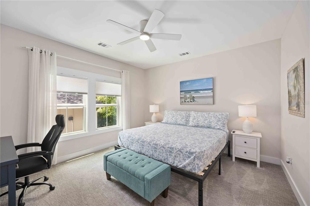 For Rent: $3,500 (3 beds, 2 baths, 1650 Square Feet)