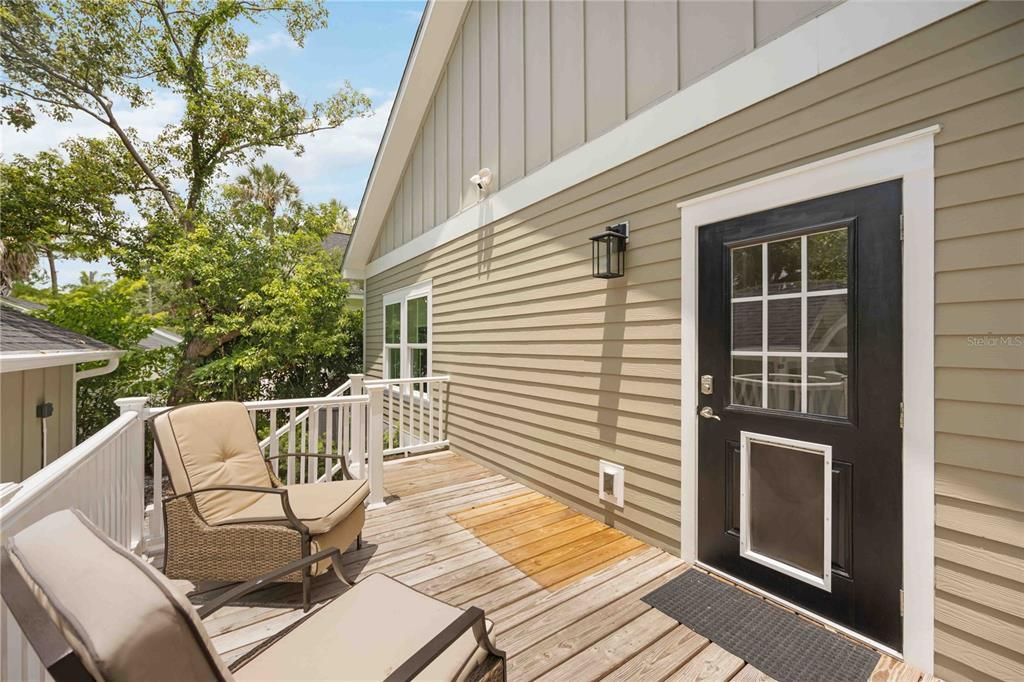 For Rent: $3,500 (3 beds, 2 baths, 1650 Square Feet)