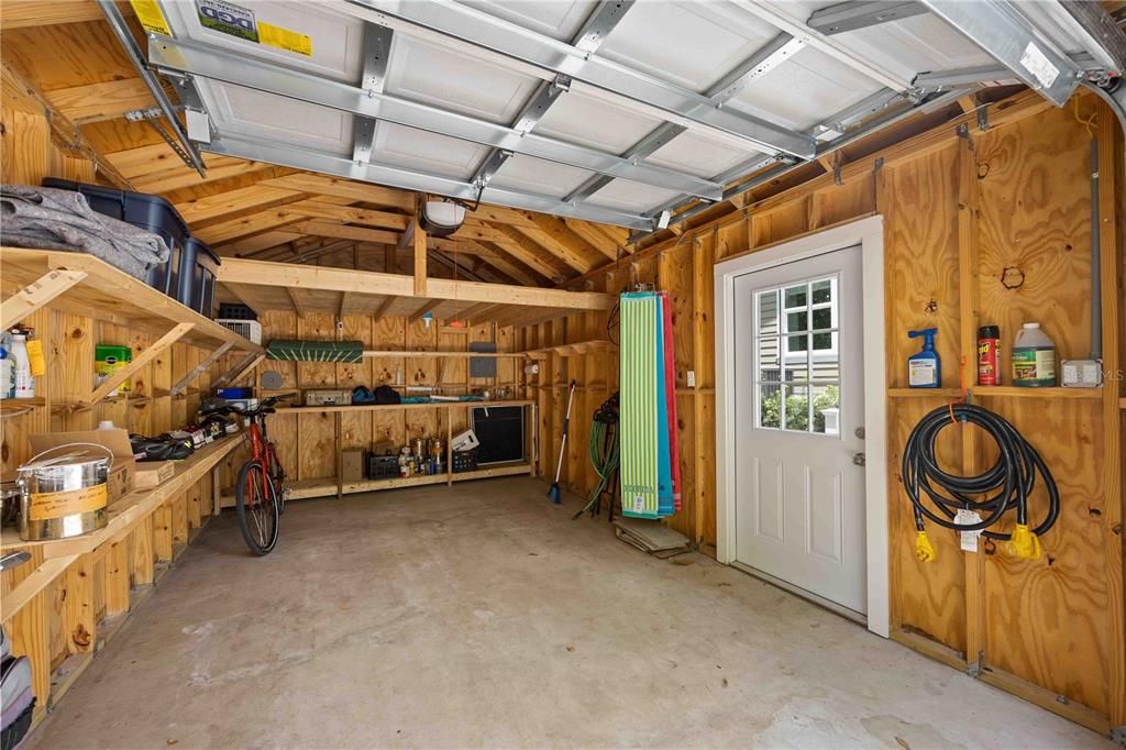 For Rent: $3,500 (3 beds, 2 baths, 1650 Square Feet)