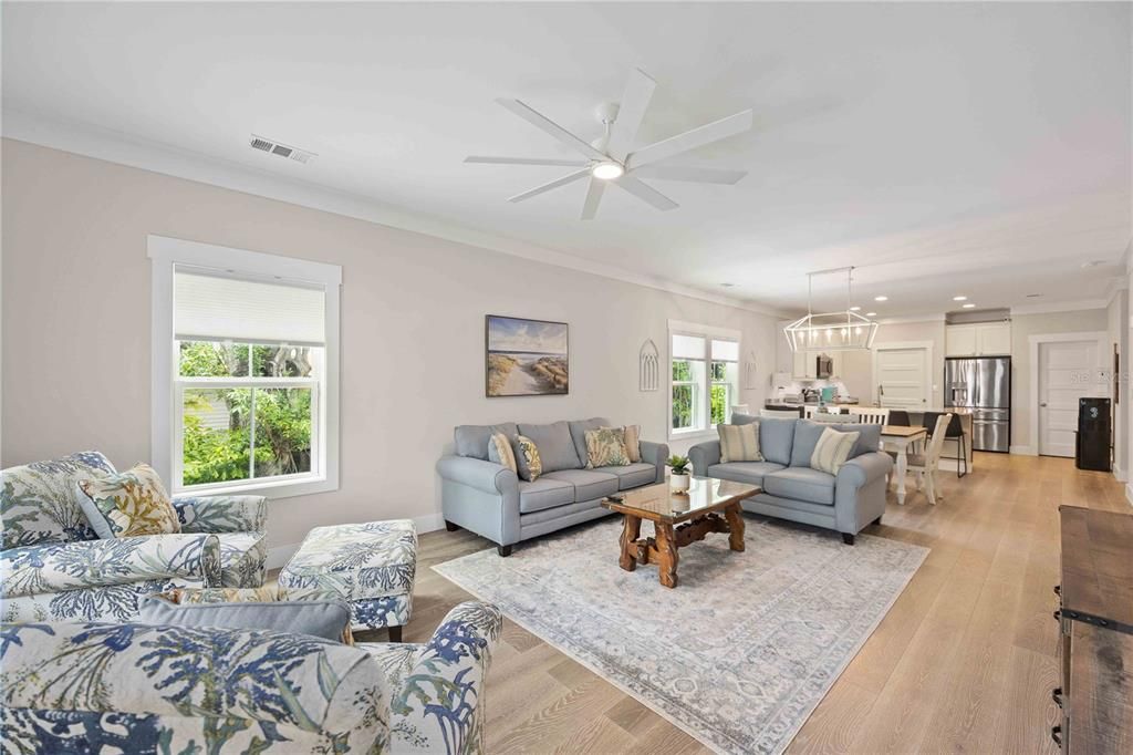 For Rent: $3,500 (3 beds, 2 baths, 1650 Square Feet)