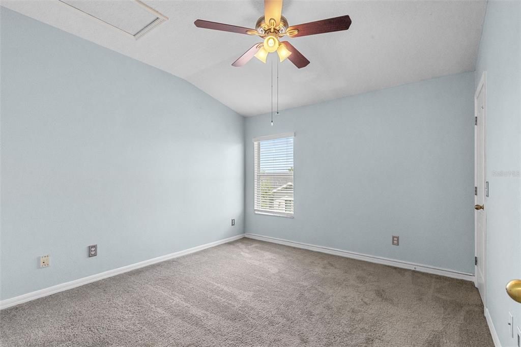 For Rent: $1,950 (2 beds, 2 baths, 1240 Square Feet)