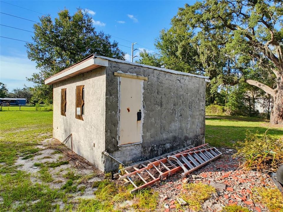 En Venta: $100,000 (1.03 acres)