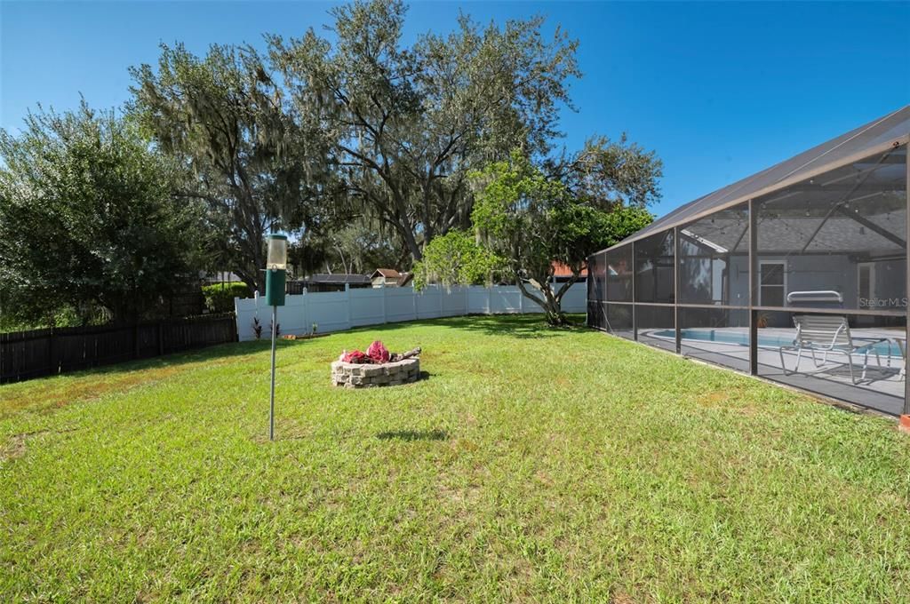 For Sale: $420,000 (4 beds, 2 baths, 1702 Square Feet)