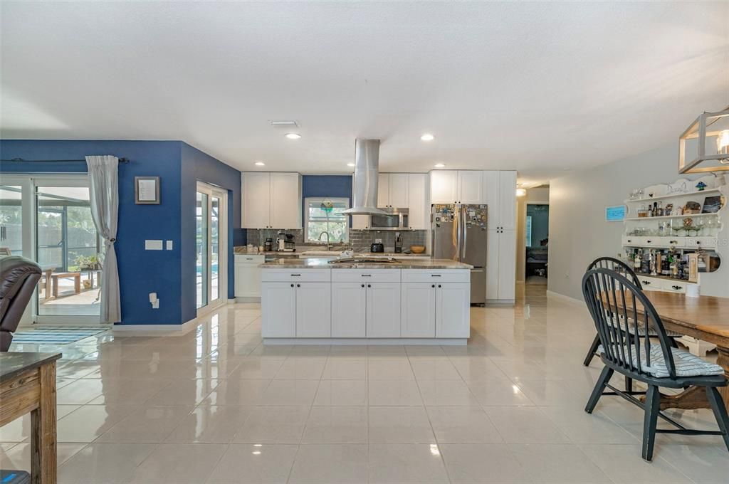 For Sale: $420,000 (4 beds, 2 baths, 1702 Square Feet)