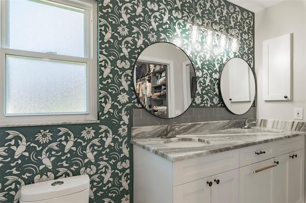 For Sale: $420,000 (4 beds, 2 baths, 1702 Square Feet)
