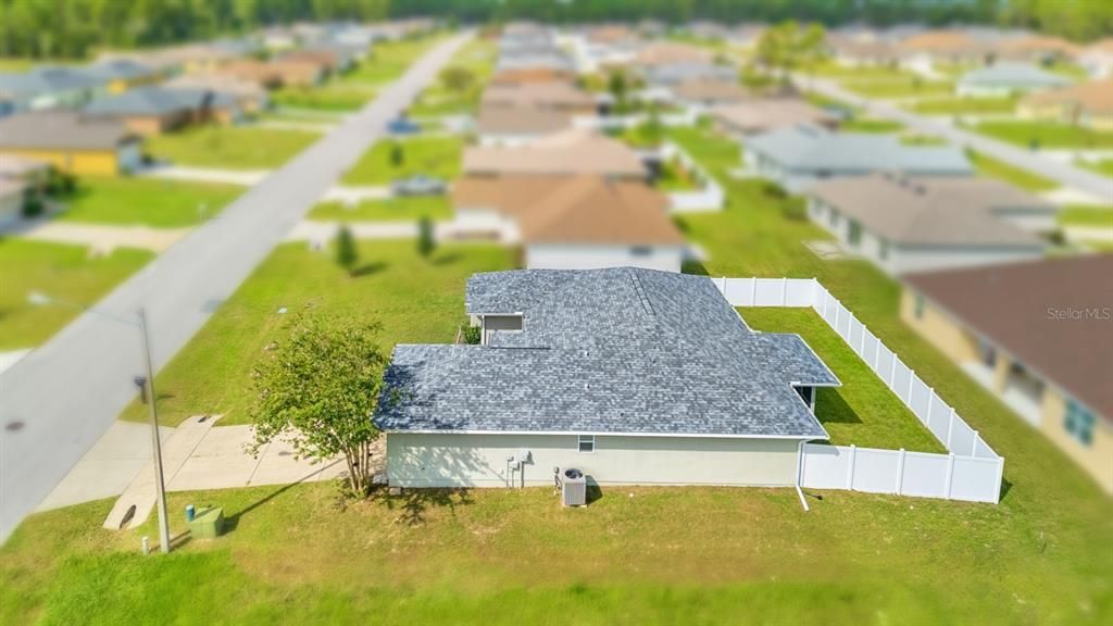 На продажу: $295,000 (4 спален, 2 ванн, 2016 Квадратных фут)