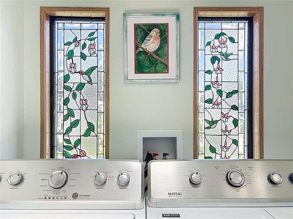 For Sale: $175,000 (2 beds, 2 baths, 1378 Square Feet)