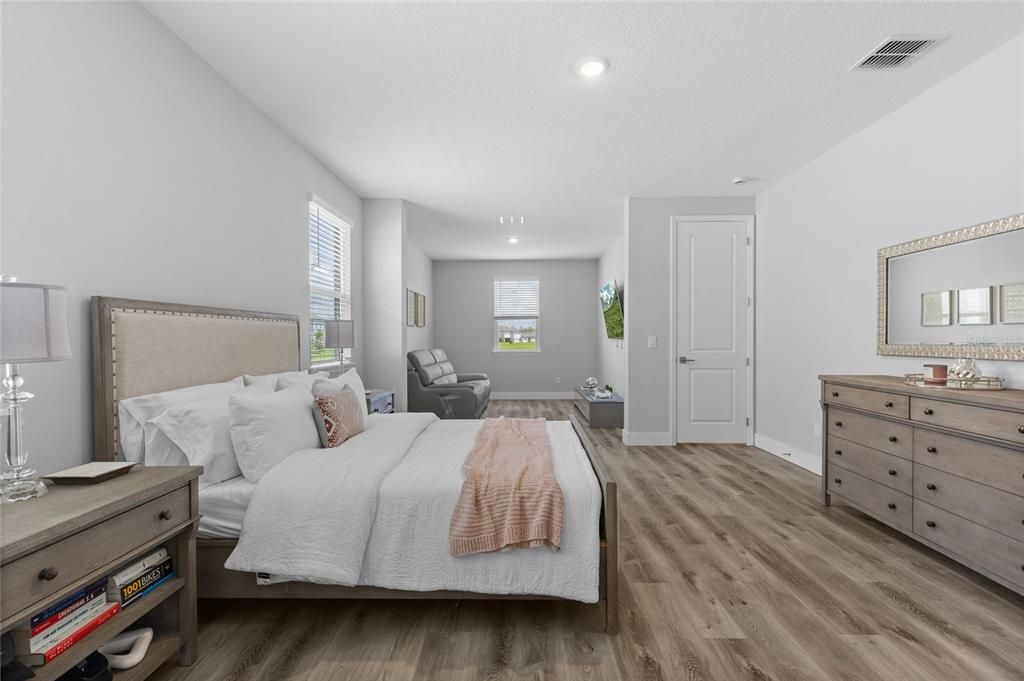 For Rent: $3,250 (3 beds, 2 baths, 2226 Square Feet)