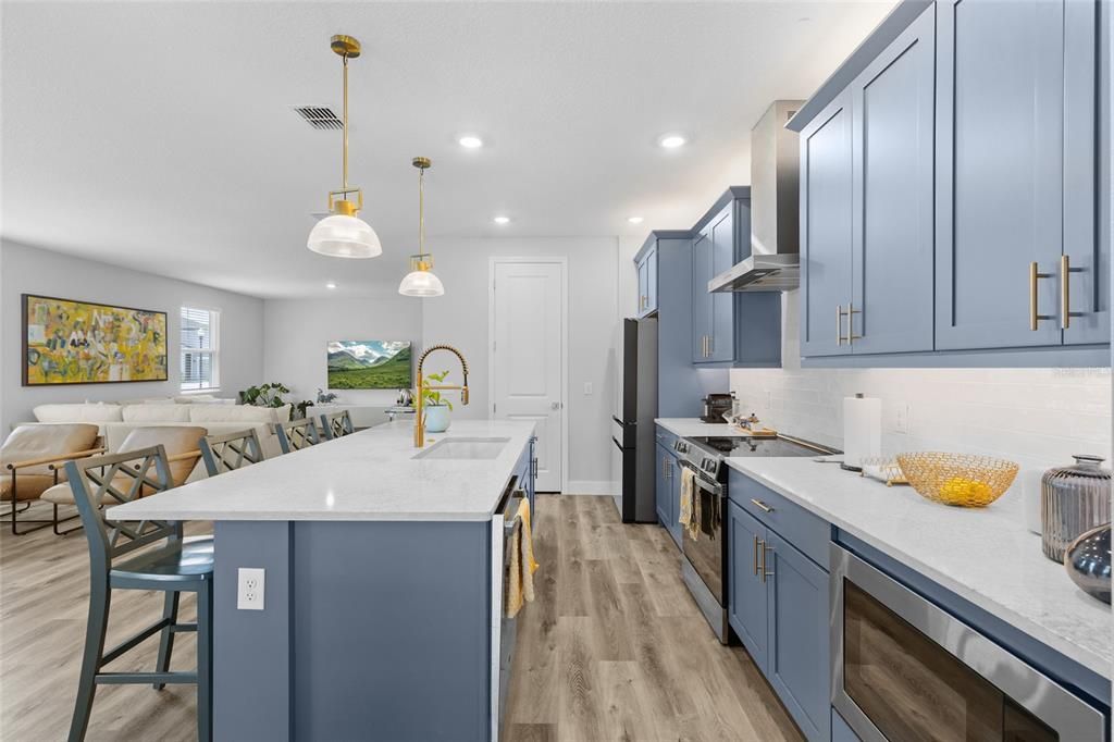 For Rent: $3,250 (3 beds, 2 baths, 2226 Square Feet)