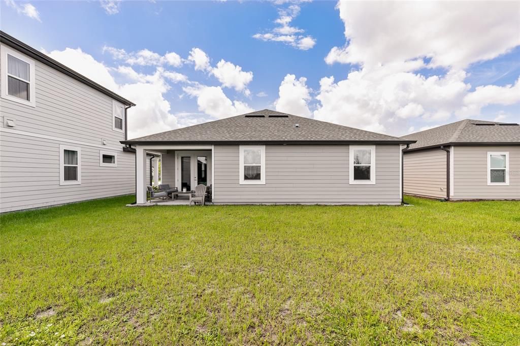 For Rent: $3,250 (3 beds, 2 baths, 2226 Square Feet)