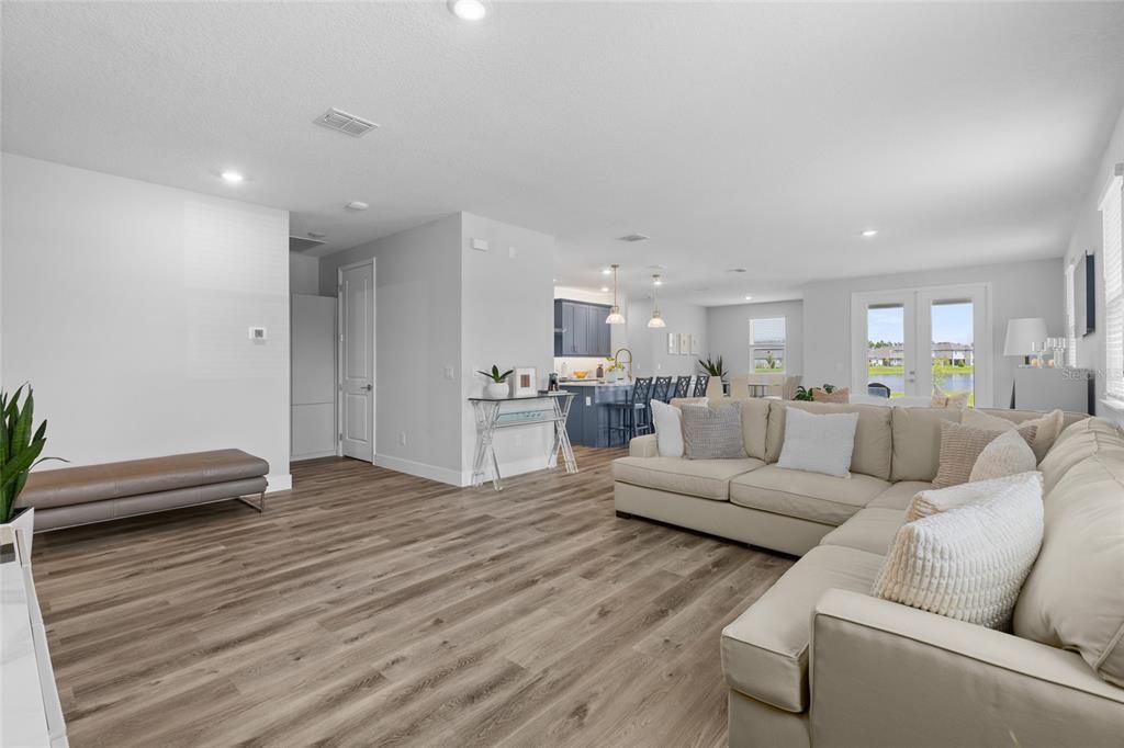 For Rent: $3,250 (3 beds, 2 baths, 2226 Square Feet)
