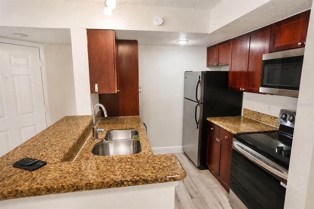 For Rent: $1,650 (2 beds, 2 baths, 1028 Square Feet)