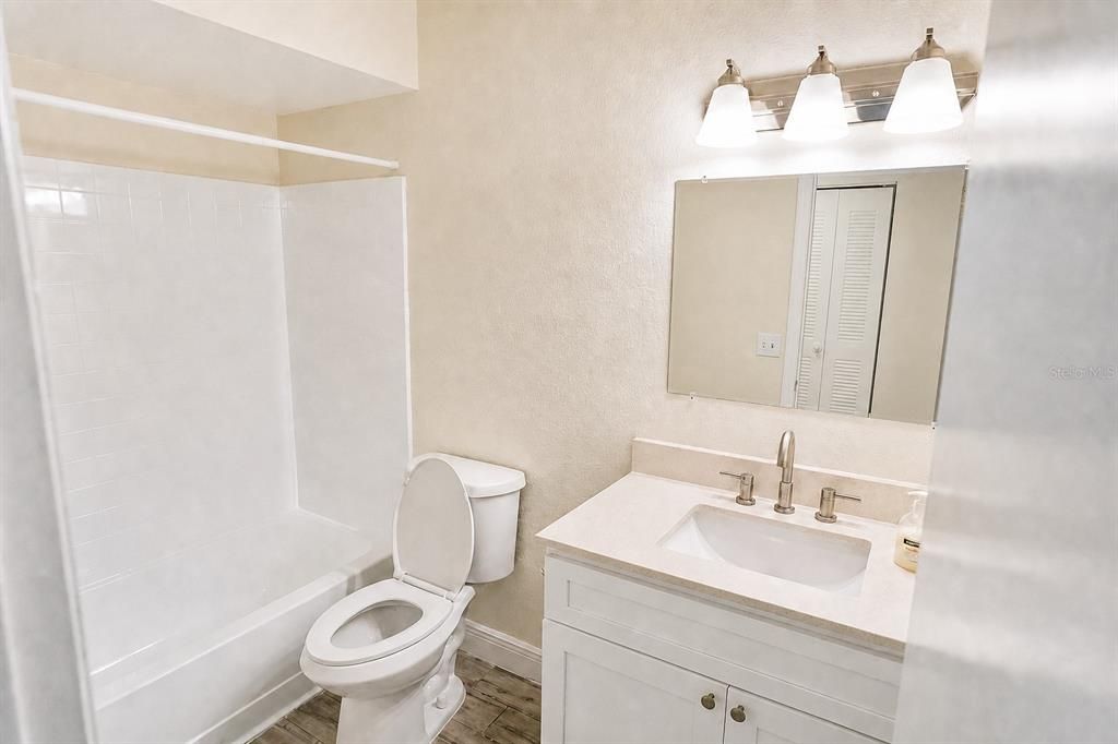 For Rent: $1,650 (2 beds, 2 baths, 1028 Square Feet)