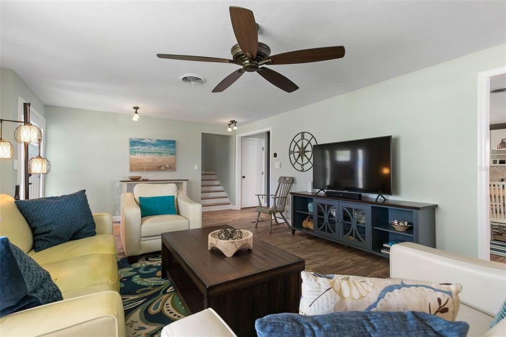 For Sale: $699,000 (4 beds, 2 baths, 2972 Square Feet)