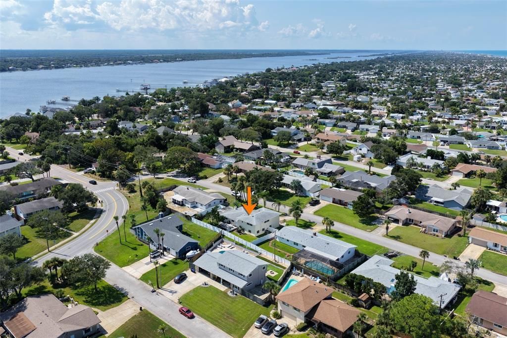 For Sale: $699,000 (4 beds, 2 baths, 2972 Square Feet)