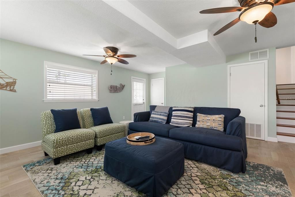 For Sale: $699,000 (4 beds, 2 baths, 2972 Square Feet)
