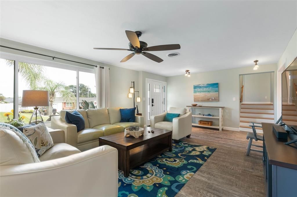 For Sale: $699,000 (4 beds, 2 baths, 2972 Square Feet)