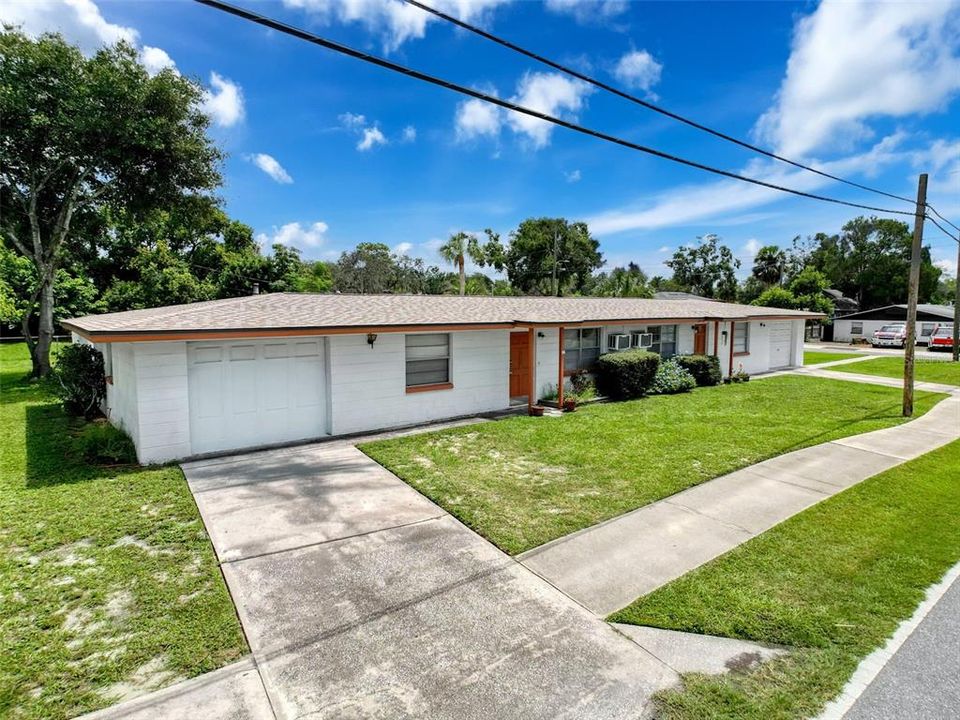 For Sale: $299,900 (0 beds, 0 baths, 1600 Square Feet)