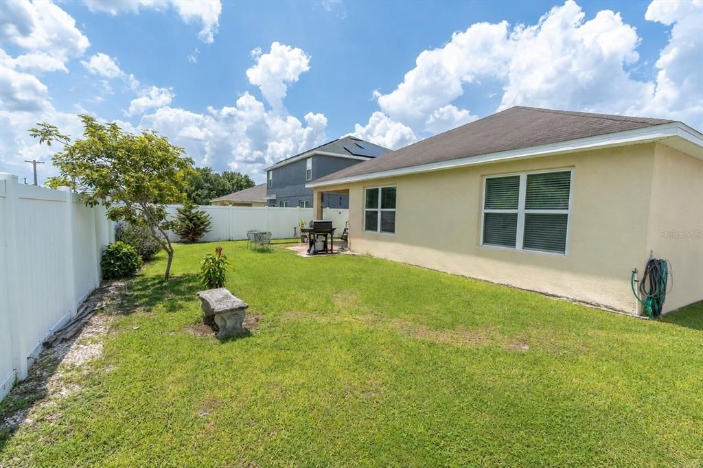 En Venta: $335,000 (4 camas, 2 baños, 1846 Pies cuadrados)