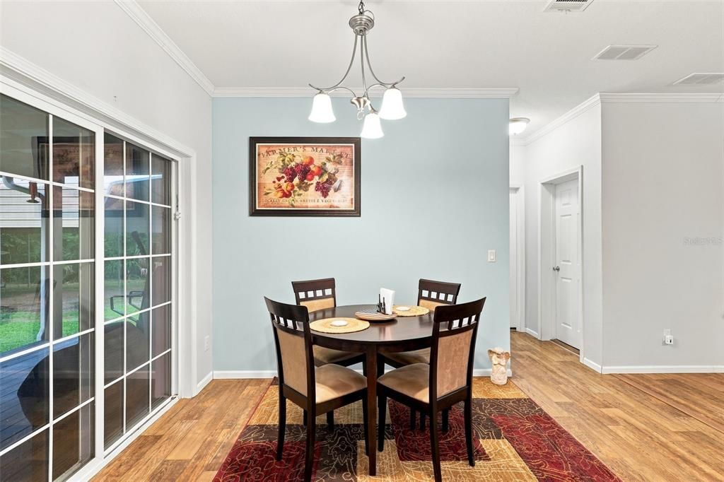 For Sale: $450,000 (3 beds, 2 baths, 1456 Square Feet)