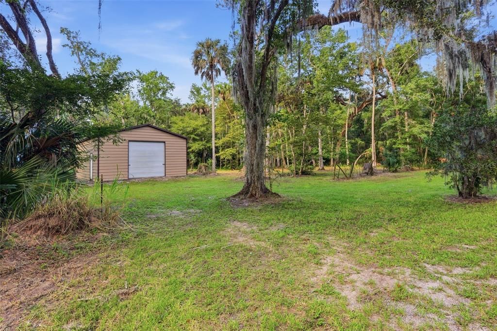 For Sale: $450,000 (3 beds, 2 baths, 1456 Square Feet)