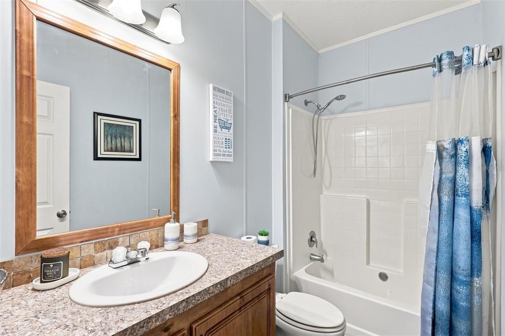 For Sale: $450,000 (3 beds, 2 baths, 1456 Square Feet)