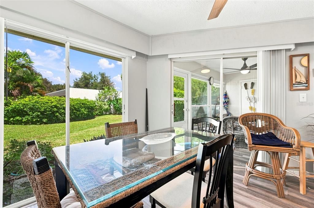En Venta: $179,900 (2 camas, 2 baños, 1270 Pies cuadrados)