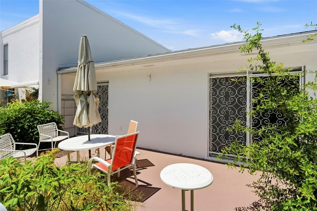 En Venta: $179,900 (2 camas, 2 baños, 1270 Pies cuadrados)