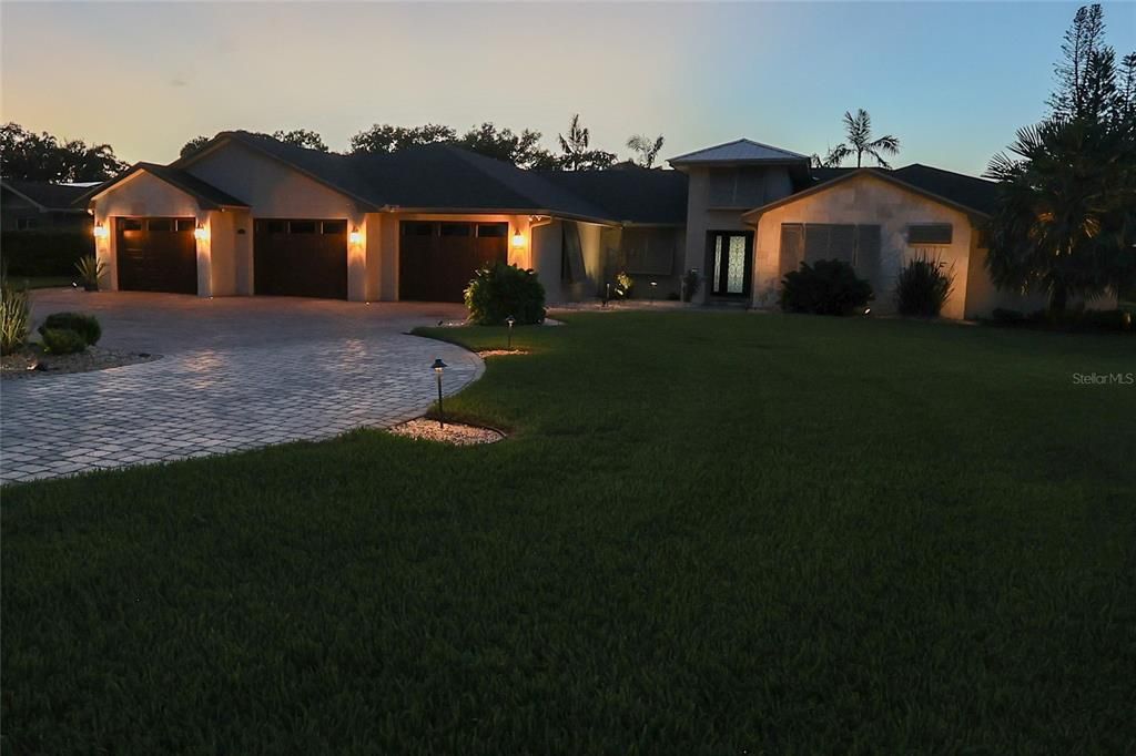 For Sale: $1,399,900 (4 beds, 3 baths, 3309 Square Feet)