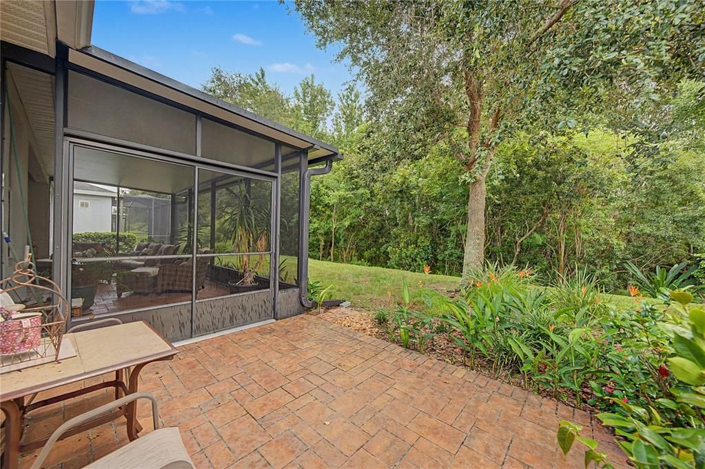 For Sale: $425,000 (3 beds, 2 baths, 1973 Square Feet)
