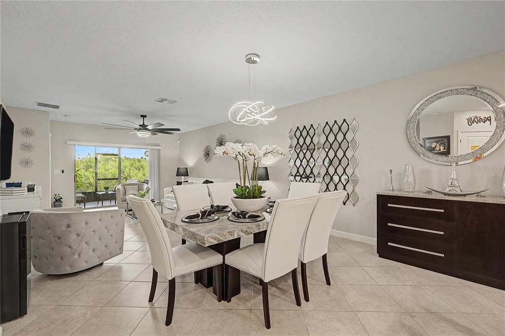For Sale: $350,000 (2 beds, 2 baths, 1747 Square Feet)