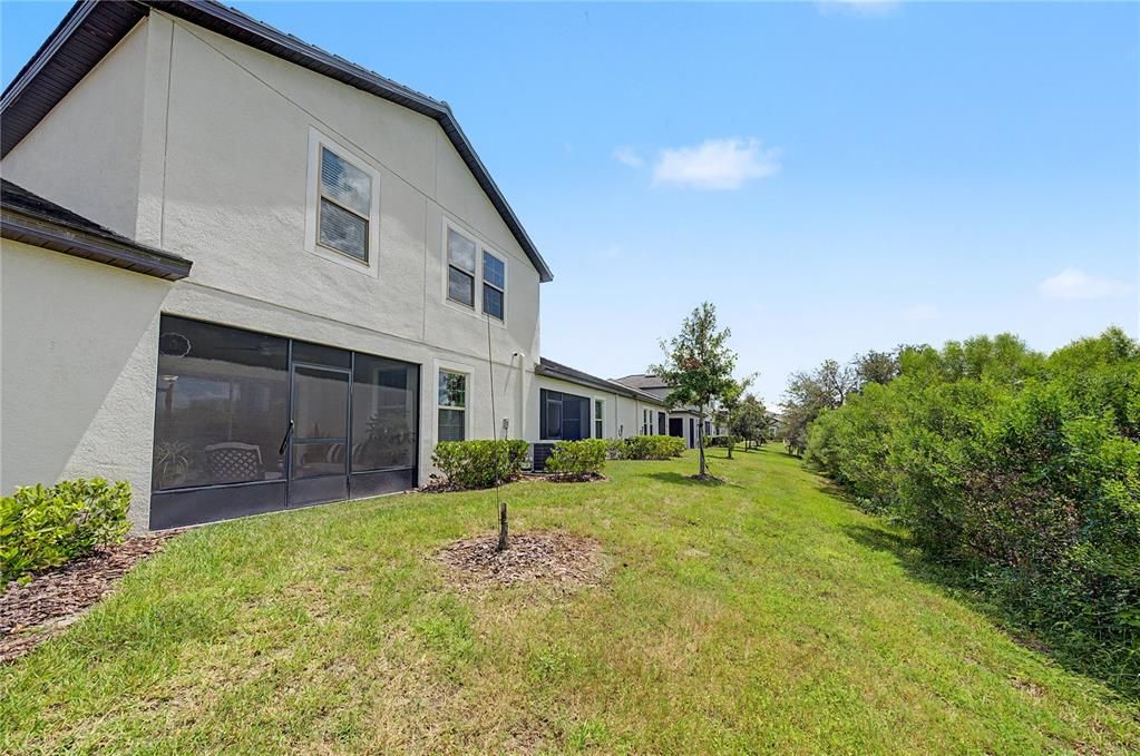 For Sale: $350,000 (2 beds, 2 baths, 1747 Square Feet)