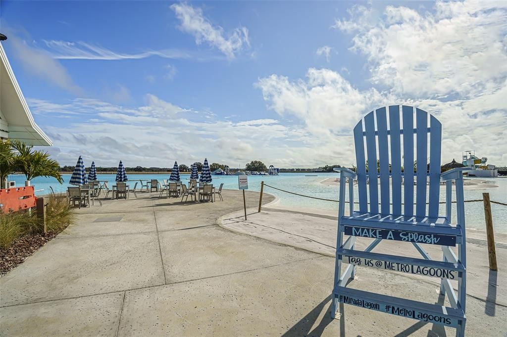 For Sale: $350,000 (2 beds, 2 baths, 1747 Square Feet)