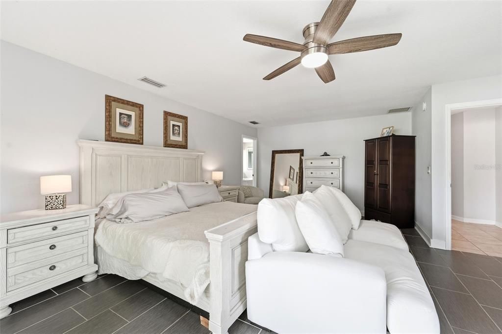 : $1,700,000 (4 beds, 3 baths, 3376 Square Feet)