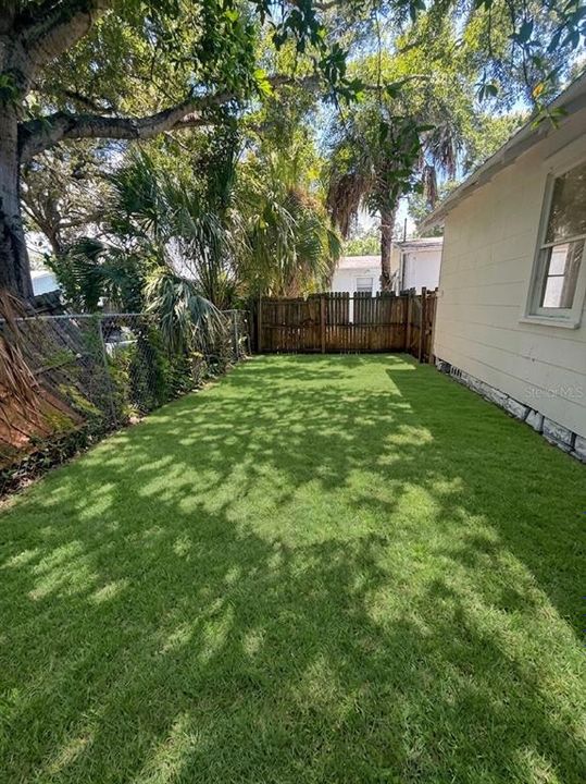 For Rent: $2,895 (3 beds, 1 baths, 1037 Square Feet)