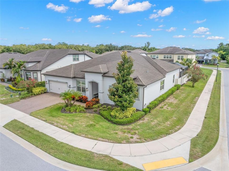 For Sale: $1,200,000 (3 beds, 2 baths, 2965 Square Feet)