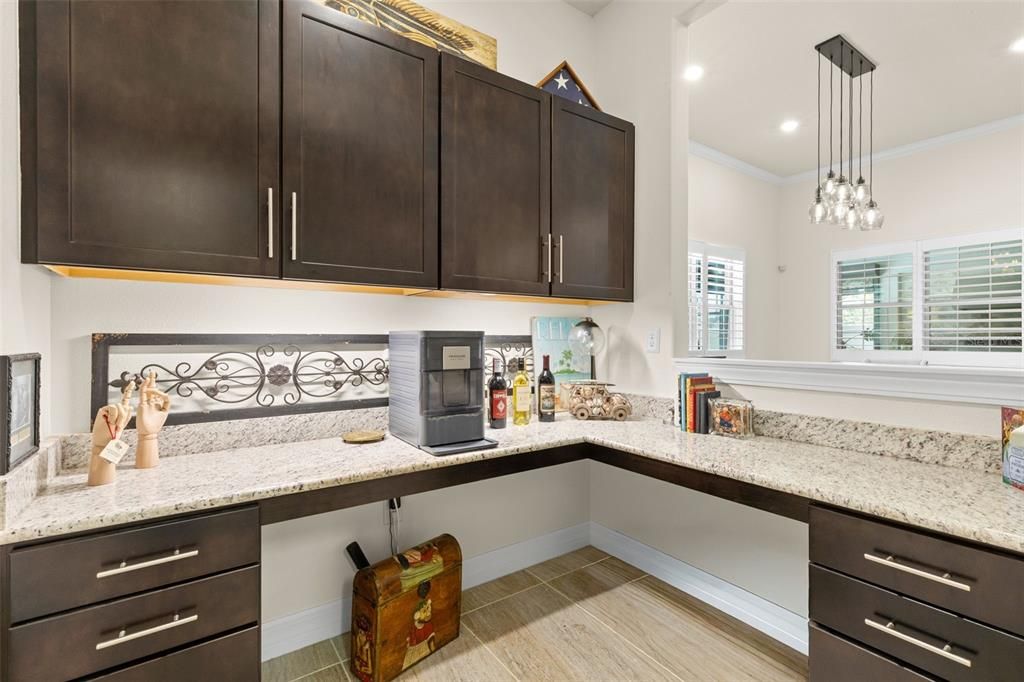 For Sale: $1,200,000 (3 beds, 2 baths, 2965 Square Feet)