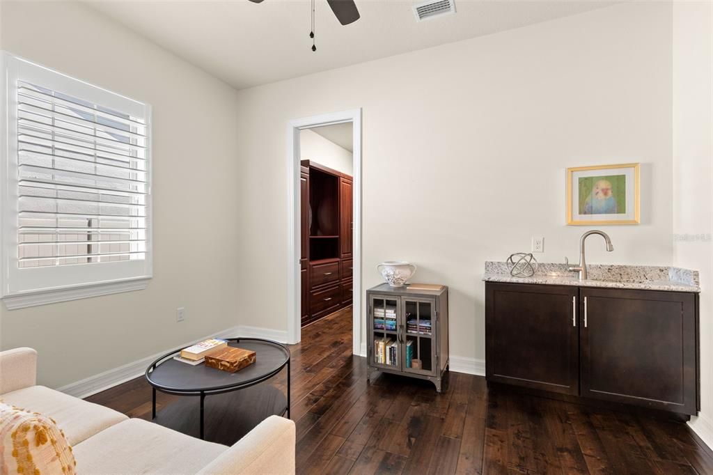For Sale: $1,200,000 (3 beds, 2 baths, 2965 Square Feet)
