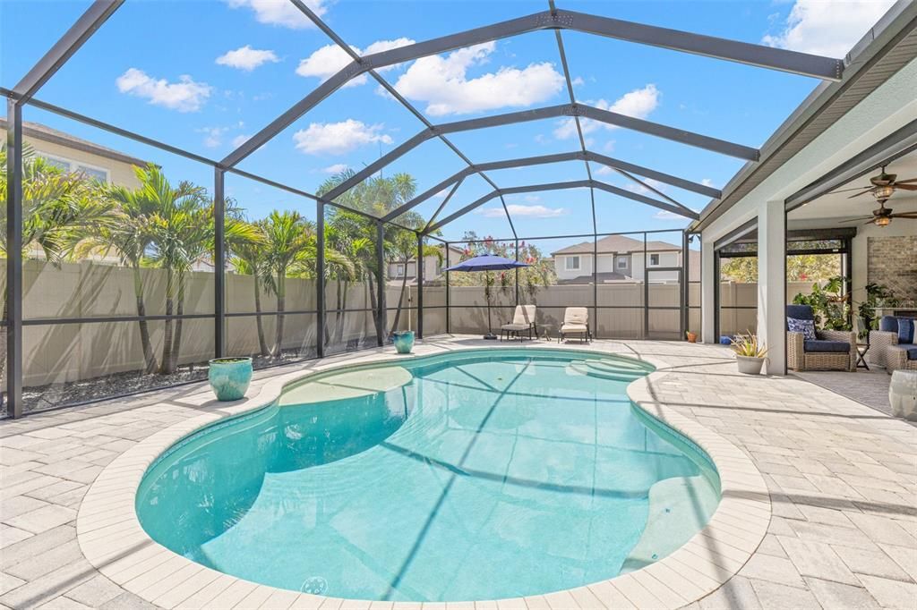 For Sale: $1,200,000 (3 beds, 2 baths, 2965 Square Feet)