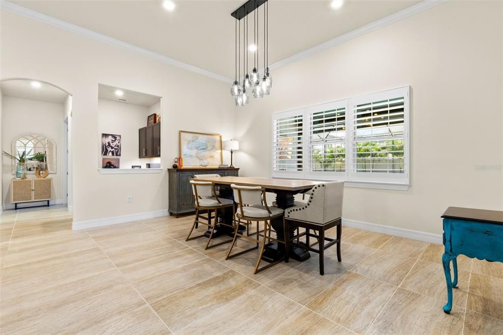 For Sale: $1,200,000 (3 beds, 2 baths, 2965 Square Feet)