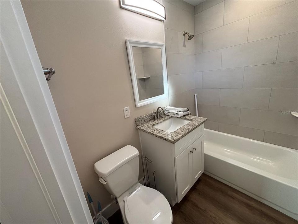 For Sale: $224,900 (2 beds, 2 baths, 1130 Square Feet)